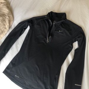 NIKE half zip